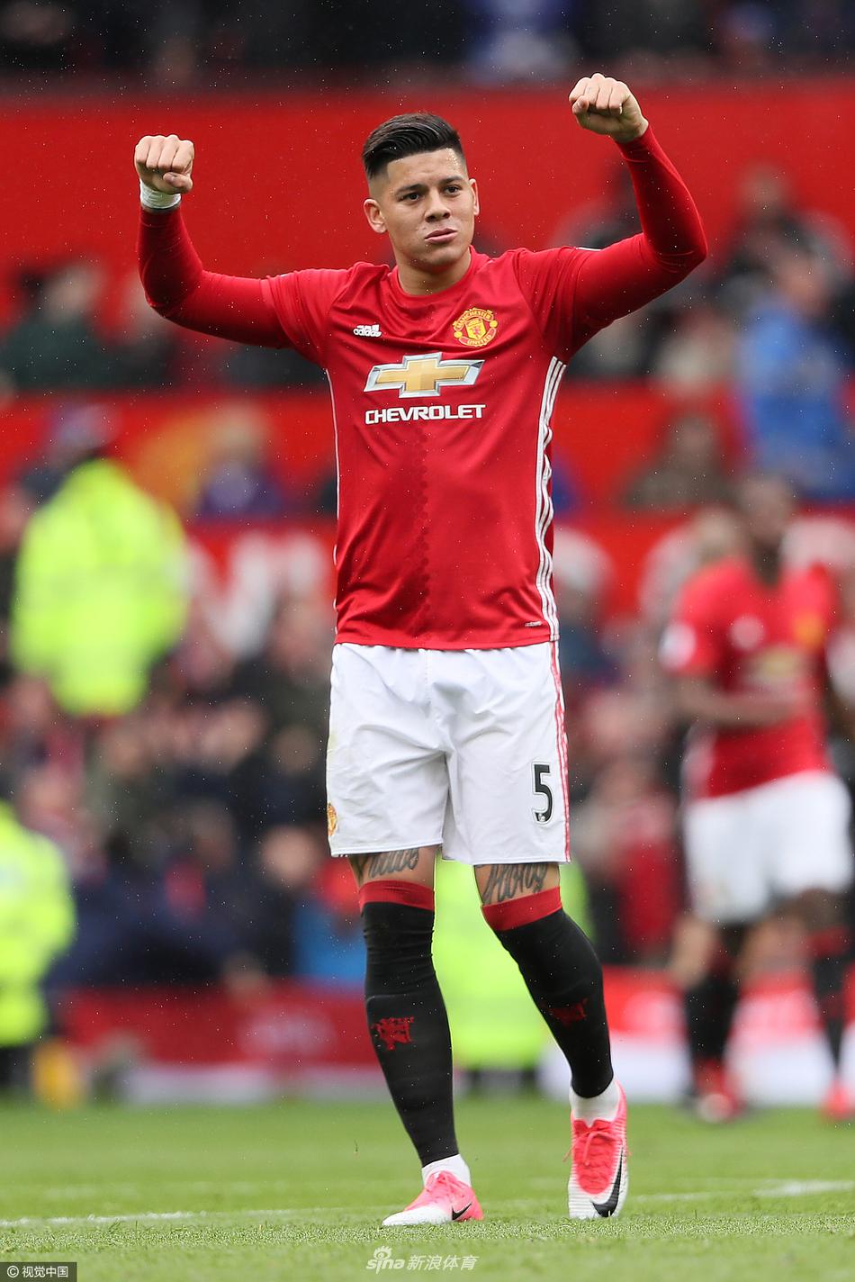 WTT年终总决赛：“莎头”3-2险胜中国香港组合晋级（WTT年终总决赛：“莎头”五局鏖战3-2险胜中国香港组合，惊险晋级）