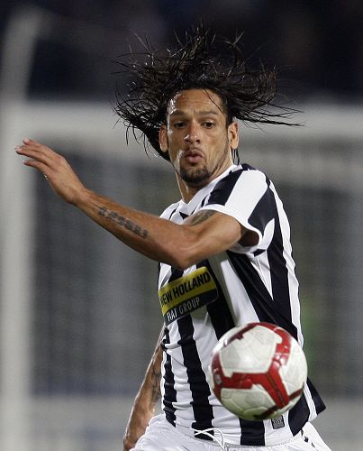 鲍曼：不关心诺伊尔是否重返德国队；人们似乎不尊重他的决定（鲍曼：不在意诺伊尔是否重返德国队，外界并未尊重他的选择）