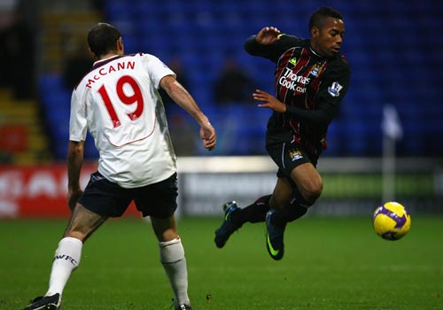 NBA：湖人加时不敌掘金 詹姆斯空砍准三双（NBA：湖人加时惜败掘金，詹姆斯准三双难救主）