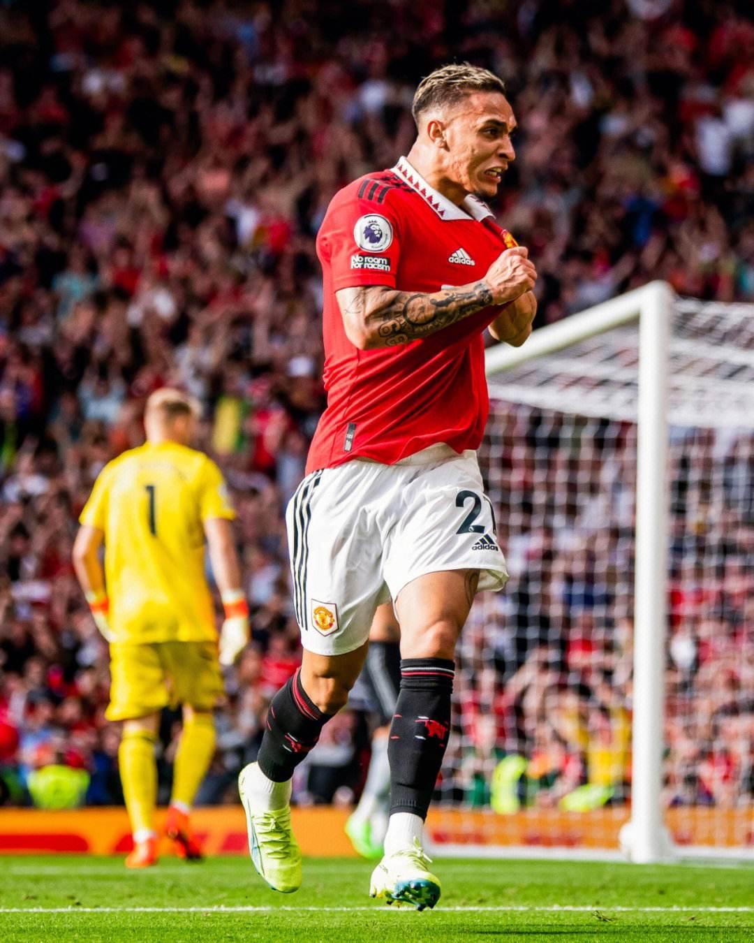 马德兴：中国足协明确提出要抓本土教练培养，为他们创造机会（马德兴：足协将重点培养本土教练，积极为其提供机会）