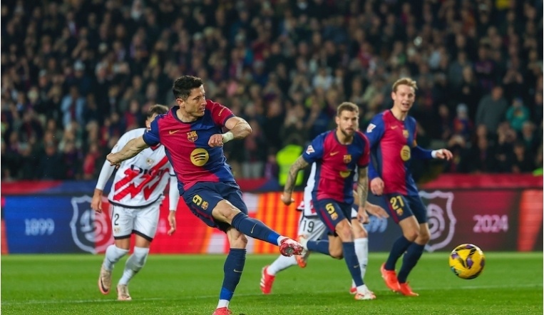 佩德里：对手给我们制造了很大困难，孔德梅开二度是应得的