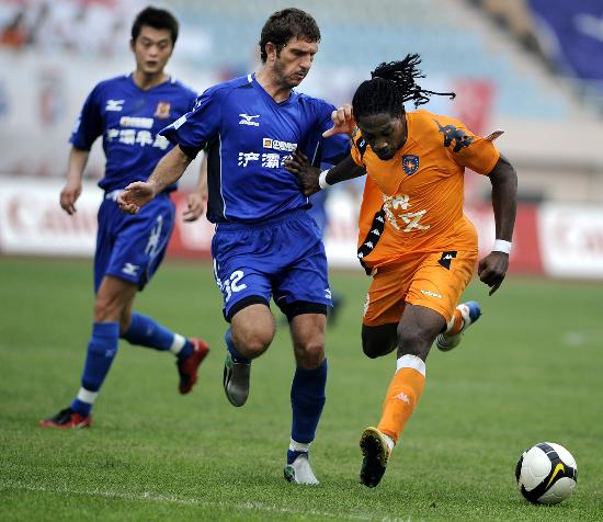 穆帅：今天胜利的功劳属于球员们，要说谁比谁更好是不公平的（穆帅：这场胜利属于球员，论谁更出色并不公平）