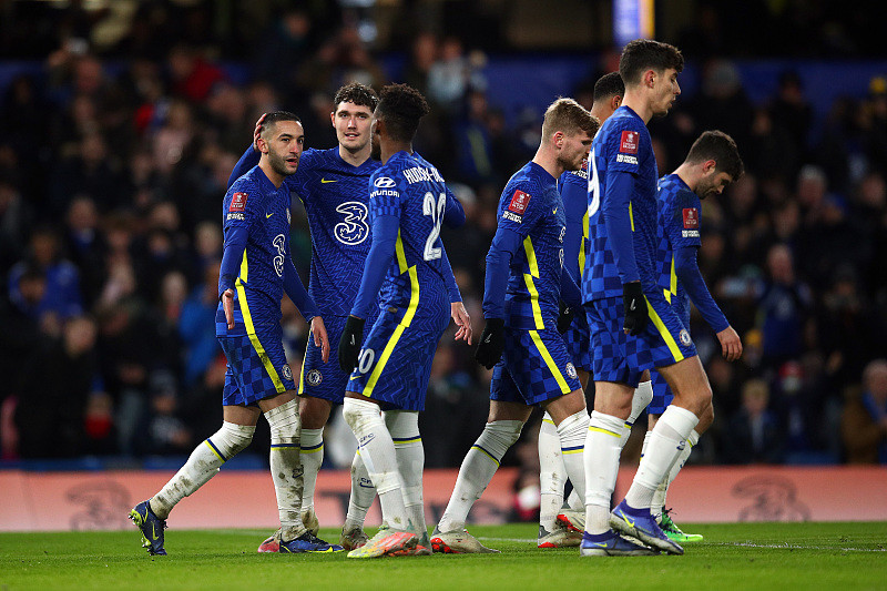 德天空：目前看施洛特贝克最可能不续约，皇马和拜仁讨论了他（德天空：施洛特贝克大概率不续约，皇马与拜仁已就他展开讨论）