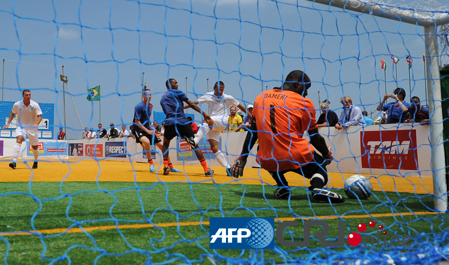 赛季报销！布伦特福德官方确认法比奥·卡瓦略十字韧带重伤（布伦特福德官宣：法比奥·卡瓦略十字韧带重伤，本季提前报销）