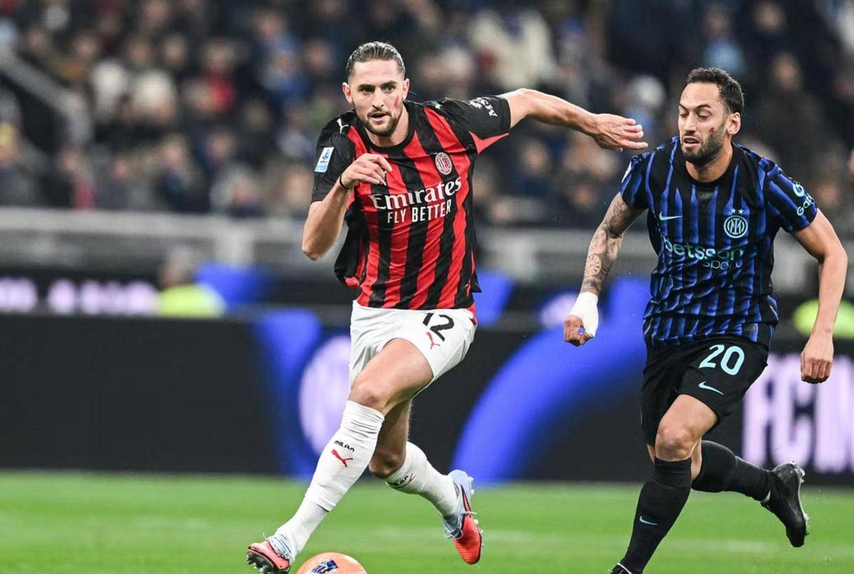 💛🖤相伴三年半，多特蒙德已宛若故乡🎤迈尔谈及续约：