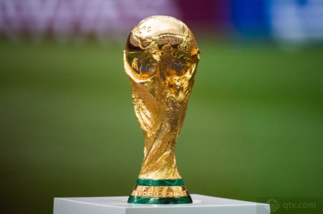 伦敦奥运马术双骄伴随爱马同日辞世 相互扶持逾二十载共谱辉煌传奇（伦敦奥运马术双雄与爱马同日谢幕 相伴二十余载共铸辉煌传奇）