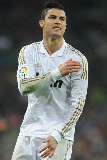 世体：巴萨已提交申请，希望在11月29日对阿拉维斯时重返诺坎普（世体：巴萨提交申请，计划在11月29日对阵阿拉维斯时回归诺坎普）