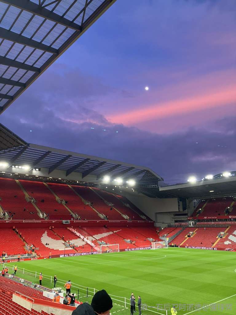 米兰达：很少有人能和斯帕莱蒂关系好，他的为人我还是不说了（米兰达：与斯帕莱蒂相处者寥寥，他的人品不便置评）